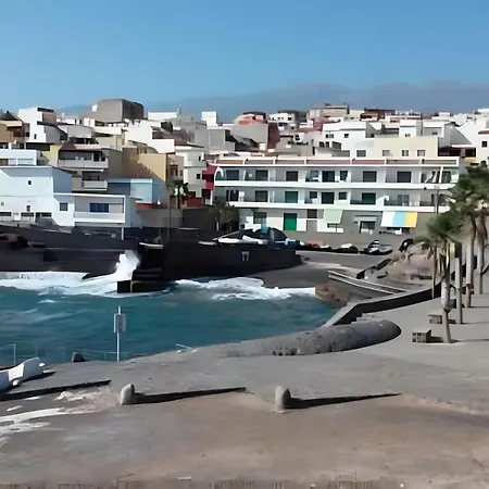 Dom wakacyjny Cave Experience *