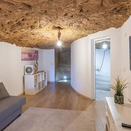 بيت للعطل Cave Experience